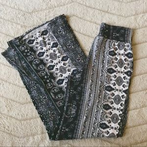 Black & White Print Palazzo Pants